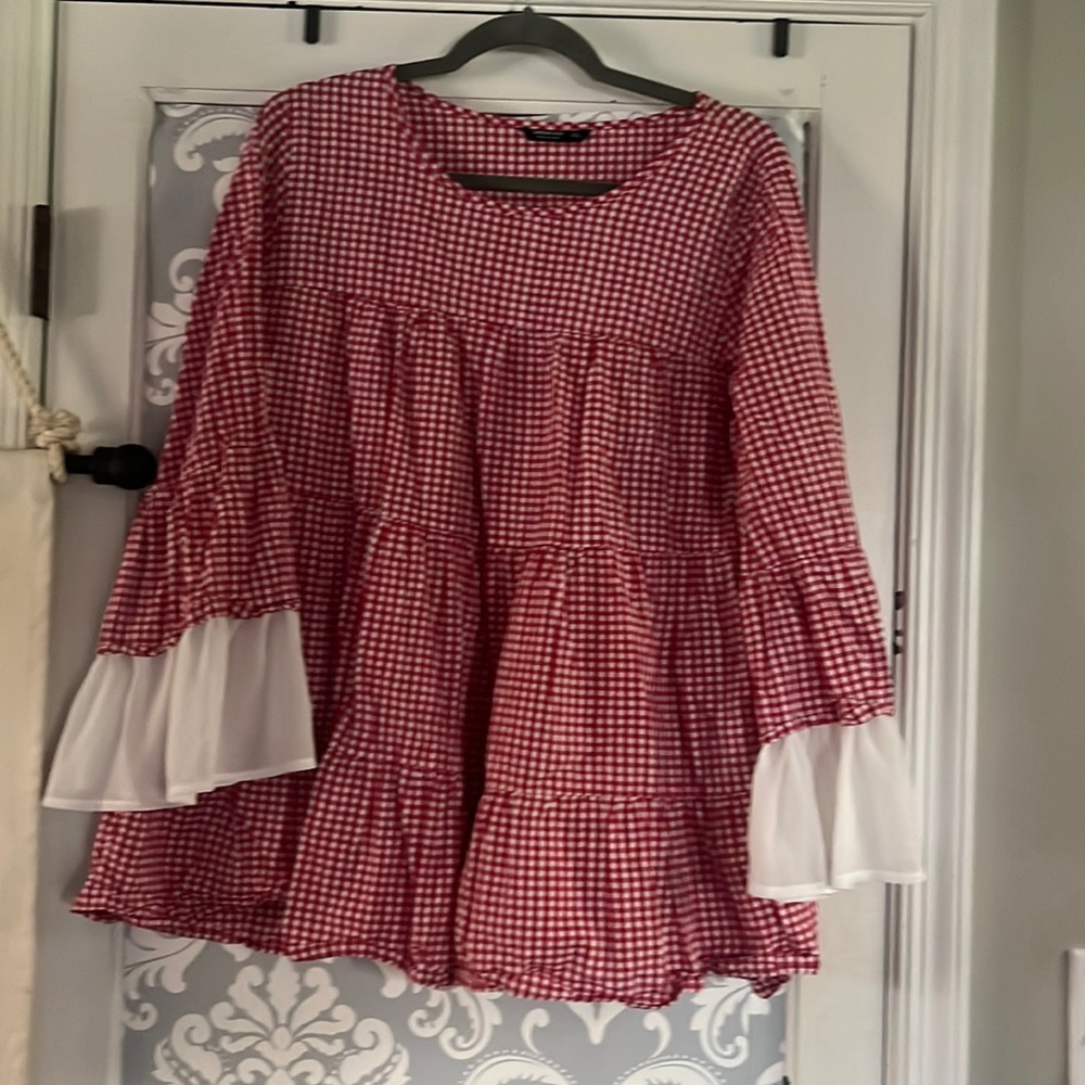 Red gingham long bell sleeve tunic
